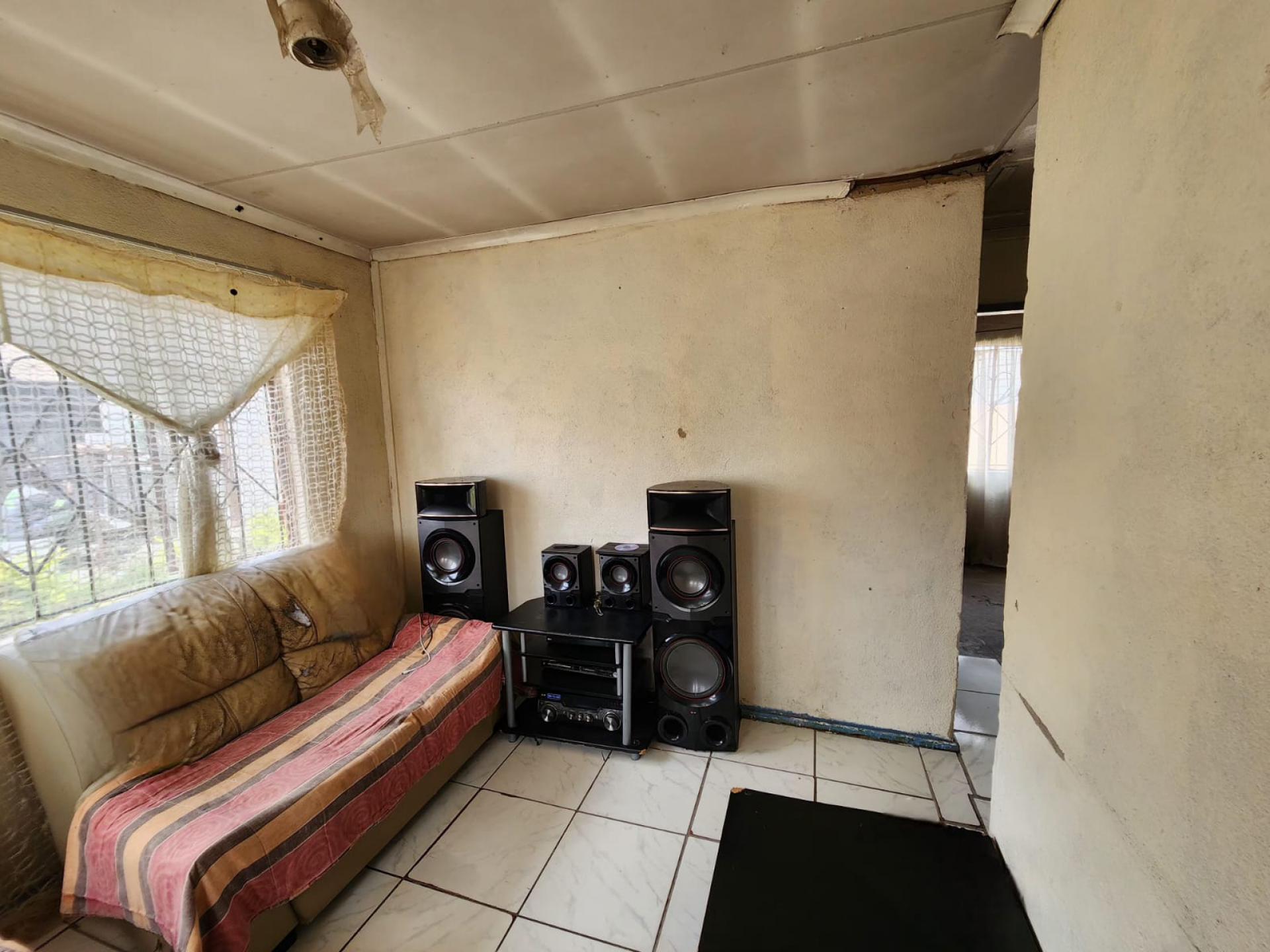 Lounges of property in Meriting unit 3