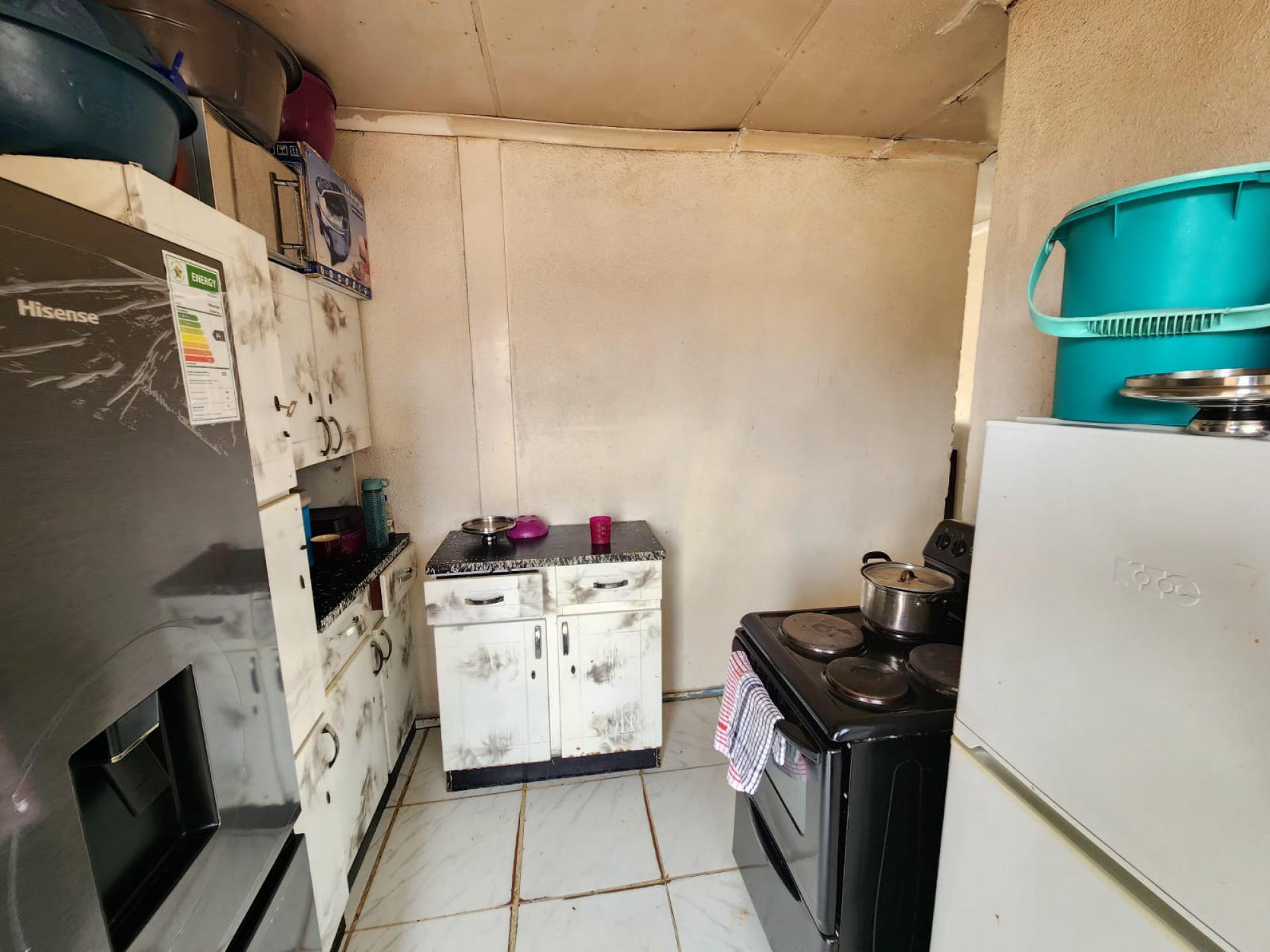 Kitchen of property in Meriting unit 3