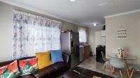 Lounges - 15 square meters of property in Alliance