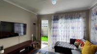 Lounges - 15 square meters of property in Alliance