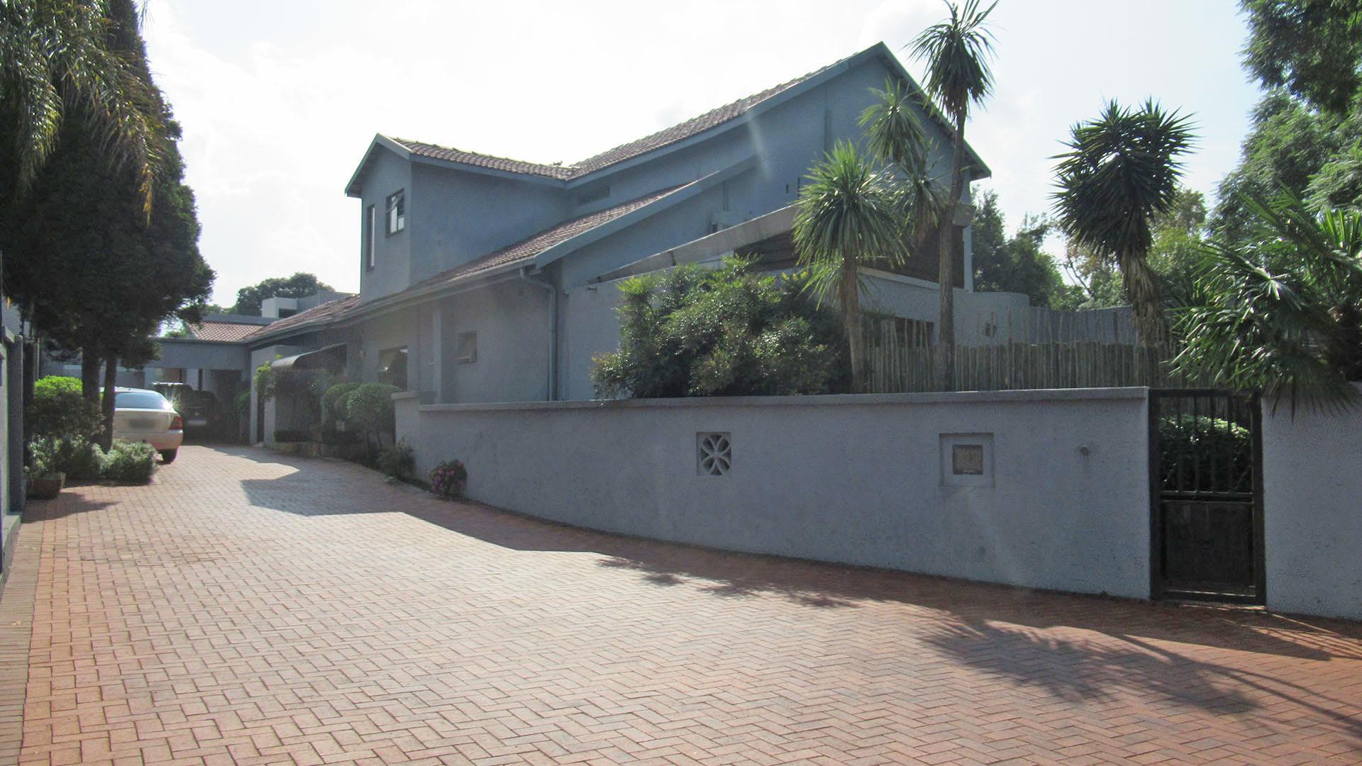 Front View of property in Oaklands - JHB