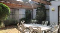 Patio - 89 square meters of property in Oaklands - JHB