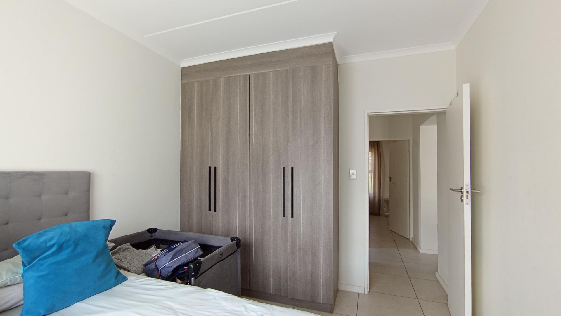 Bed Room 2 - 12 square meters of property in Northgate (JHB)