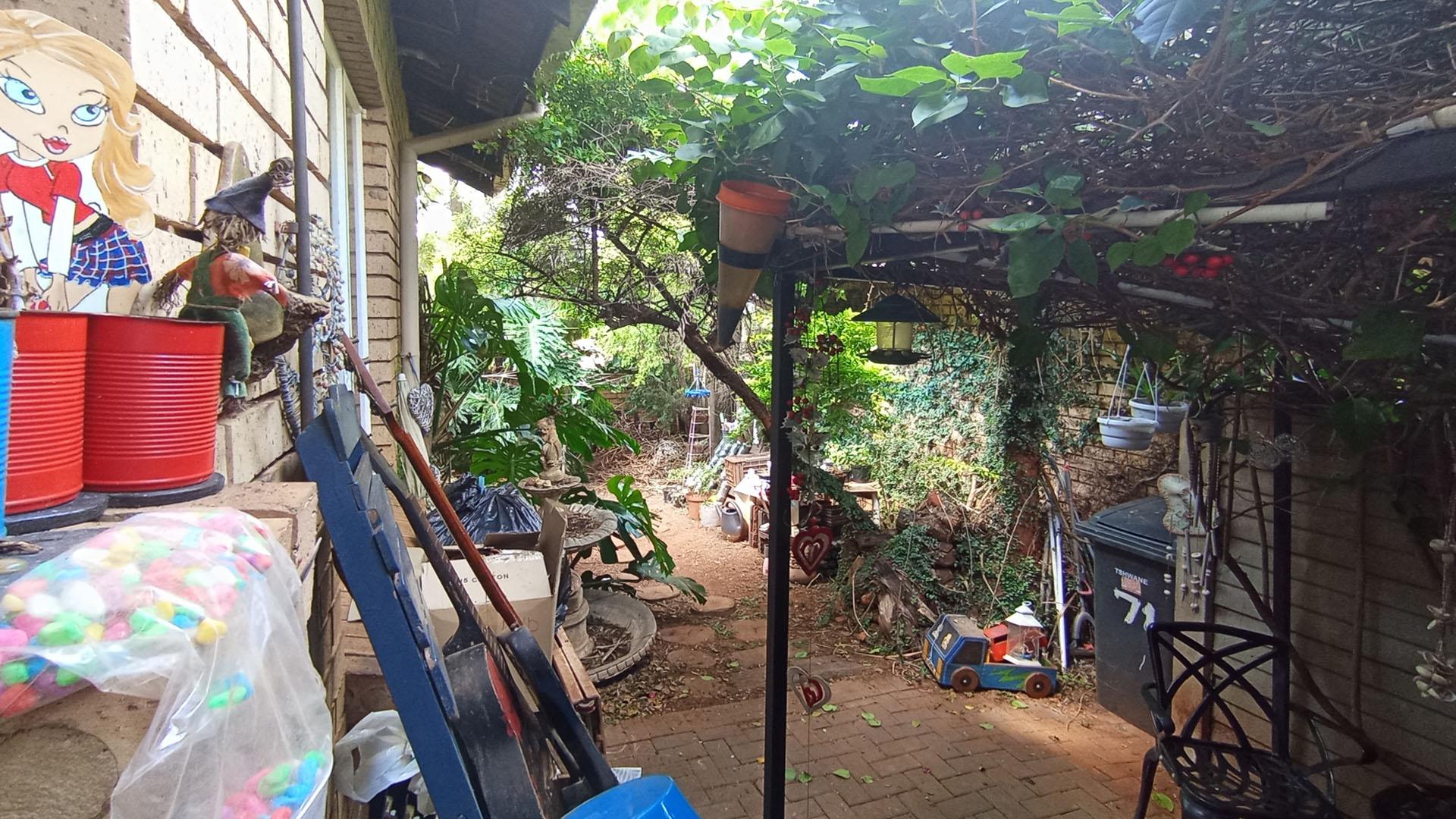 Backyard of property in La Montagne