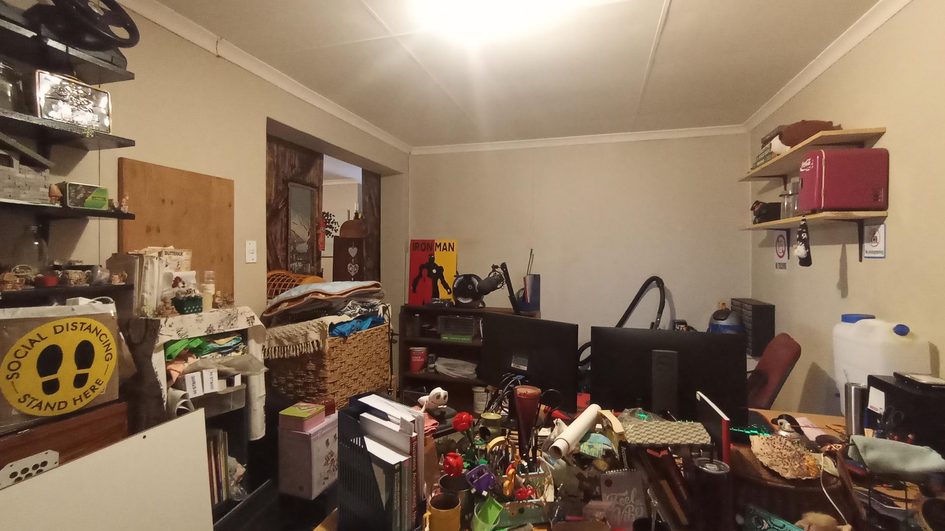 Rooms - 18 square meters of property in La Montagne