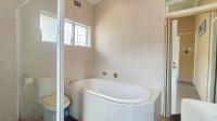 Bathroom 1 - 9 square meters of property in Morningside - DBN