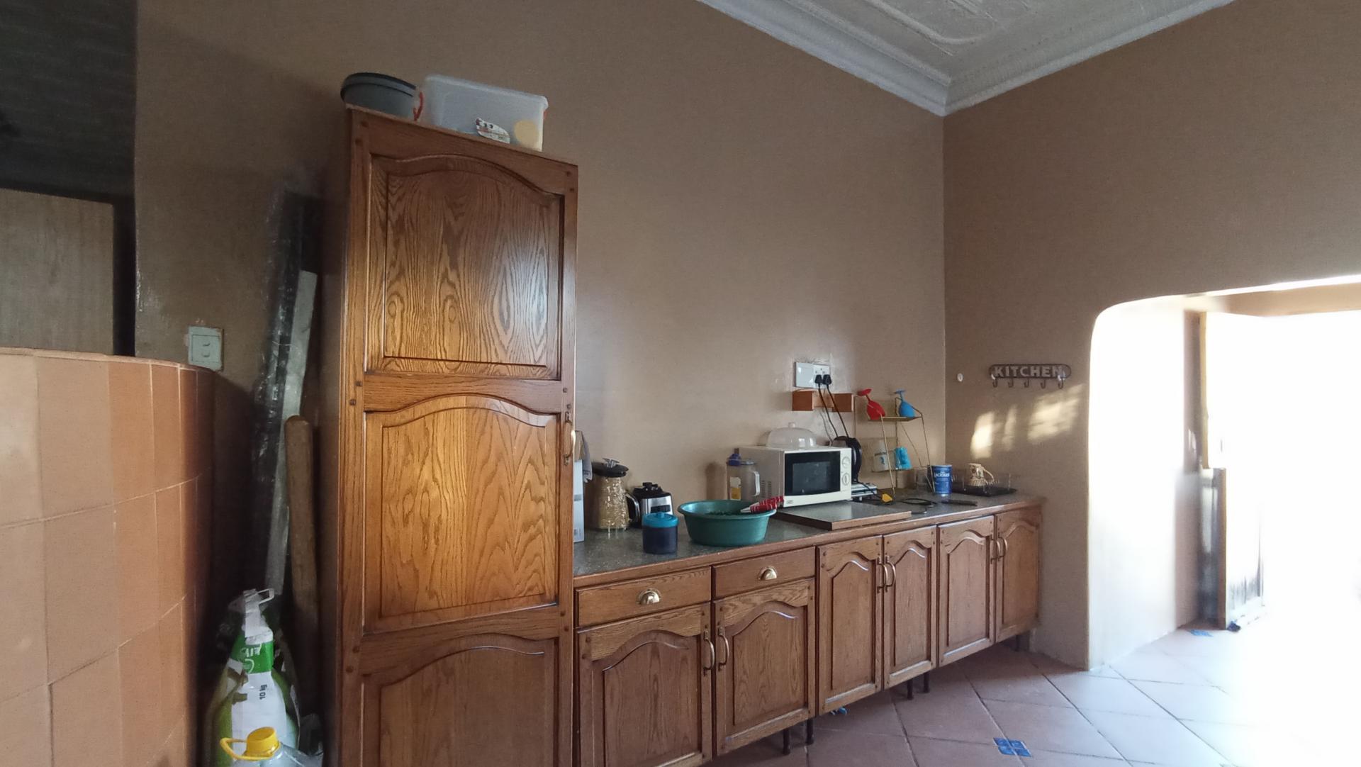 Kitchen - 20 square meters of property in Kensington - JHB