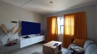 Lounges - 13 square meters of property in Riverside View