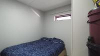 Bed Room 2 - 8 square meters of property in Riverside View