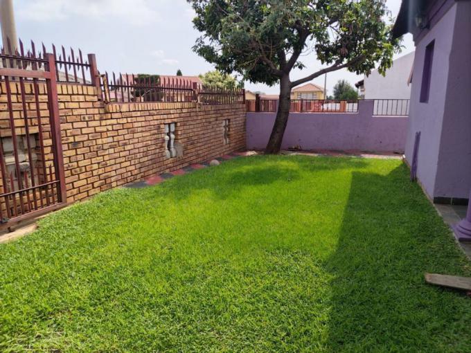 3 Bedroom House for Sale For Sale in Tlhabane West - MR672068