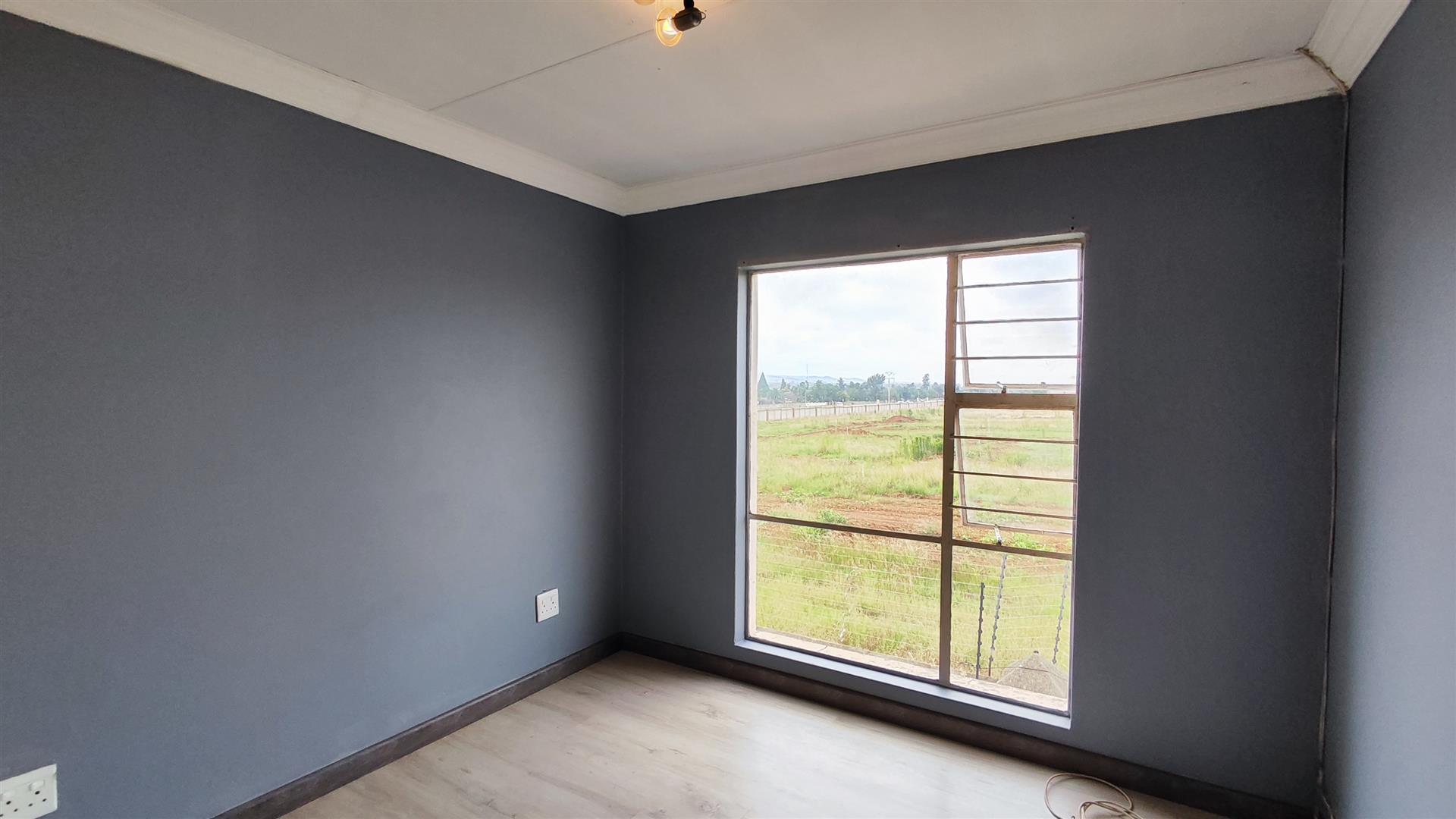 Main Bedroom - 12 square meters of property in Albertsdal