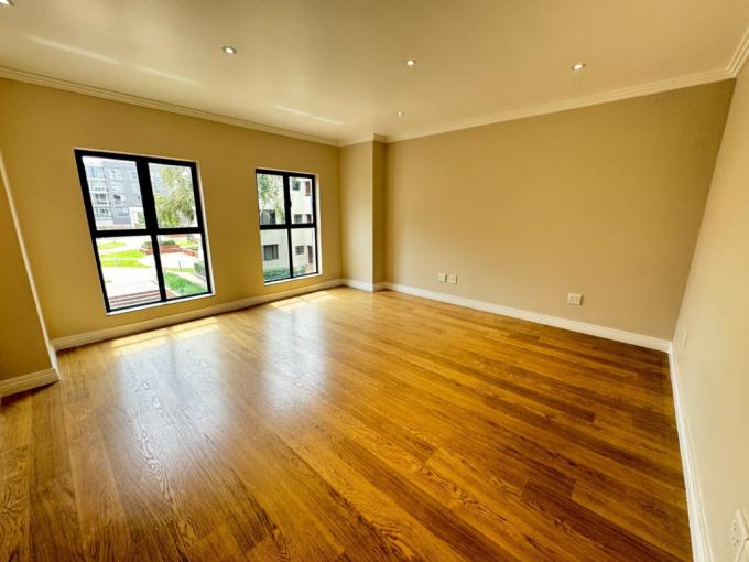 3 Bedroom Apartment to Rent in Bedford Gardens - Property to rent - MR672116