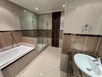  of property in Bedford Gardens