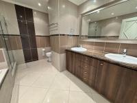  of property in Bedford Gardens