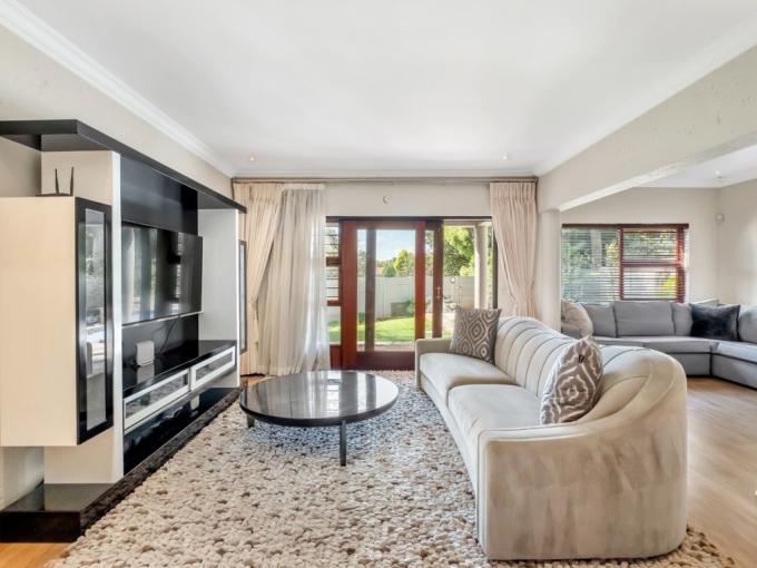 3 Bedroom Simplex for Sale For Sale in Sunset Acres - MR672124