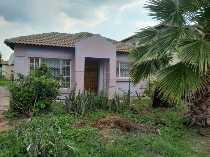 3 Bedroom House for Sale For Sale in Rosslyn - MR672137