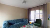 Lounges - 20 square meters of property in Lone Hill