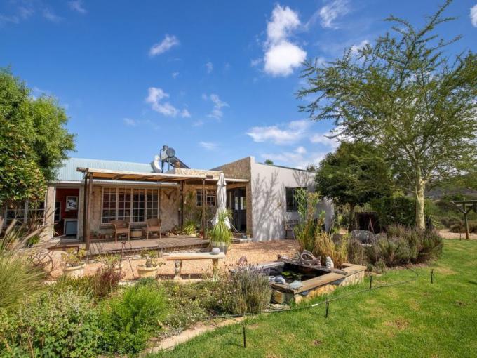 2 Bedroom House for Sale For Sale in Barrydale - MR672145