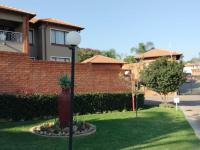 2 Bedroom 2 Bathroom Simplex for Sale for sale in Glenvista