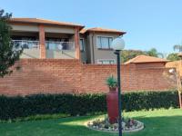  of property in Glenvista