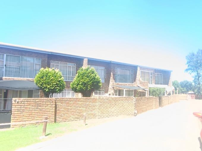 3 Bedroom Simplex for Sale For Sale in Brackendowns - MR672167