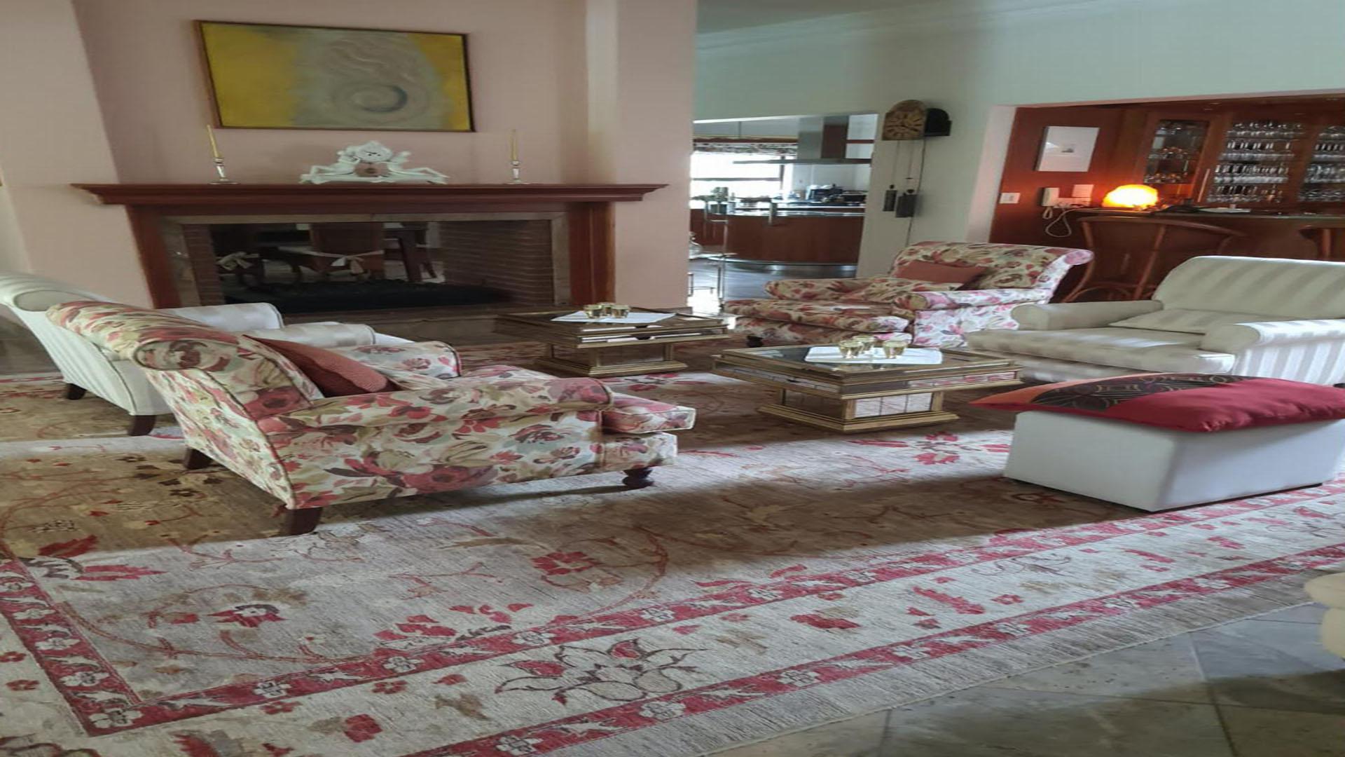 Informal Lounge of property in Nelspruit Central