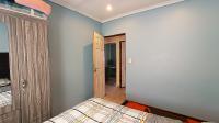 Bed Room 2 - 11 square meters of property in Ilitha Park