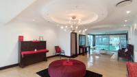 Lounges - 87 square meters of property in Moseley