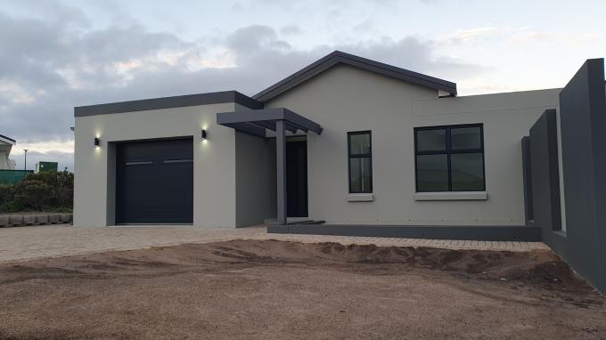 3 Bedroom Duet for Sale For Sale in Dana Bay - MR672245