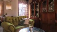 Lounges - 15 square meters of property in Jabulani