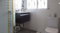 Bathroom 1 - 4 square meters of property in Jabulani