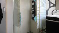 Bathroom 1 - 4 square meters of property in Jabulani