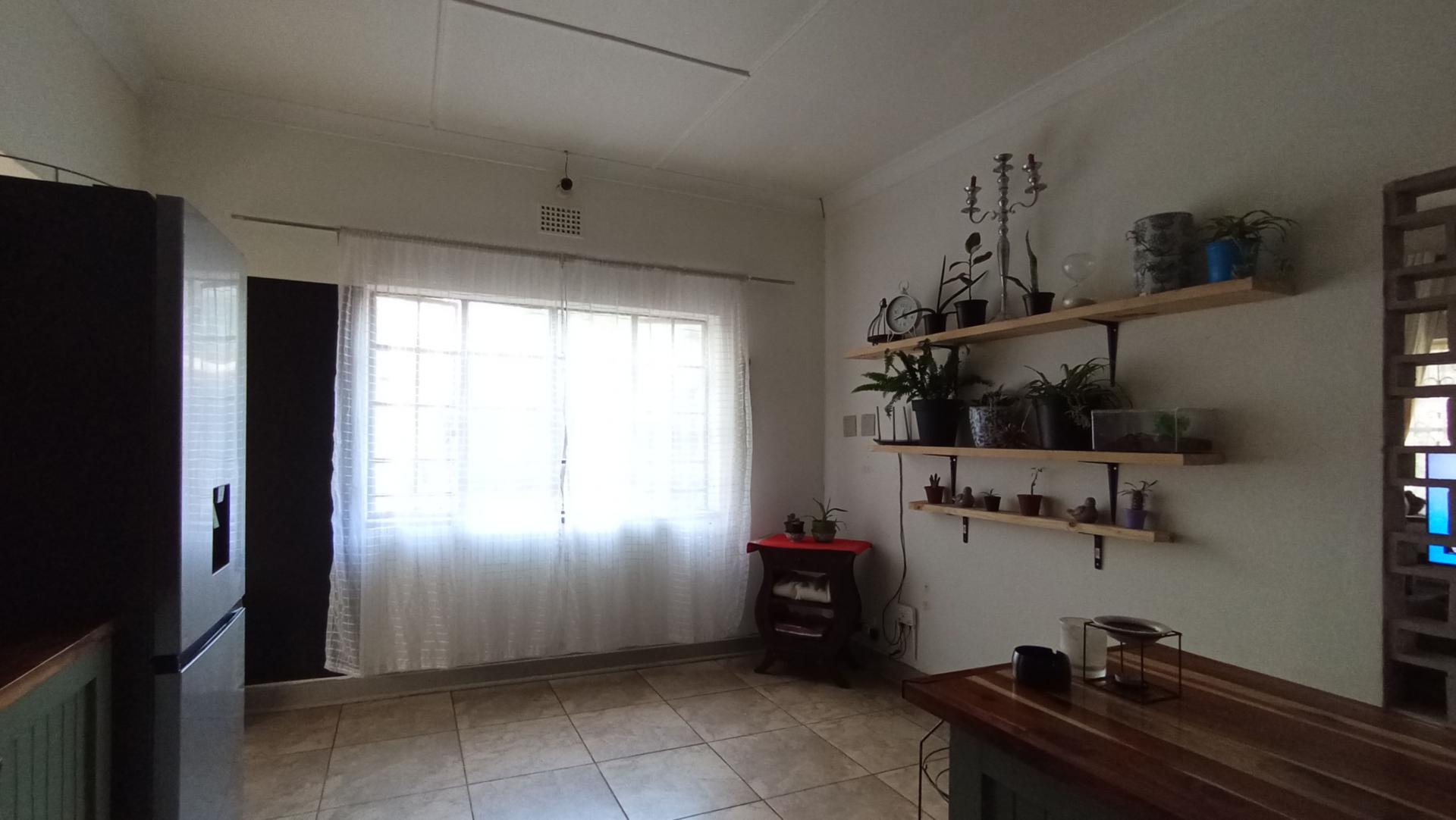 Kitchen - 20 square meters of property in Fishers Hill