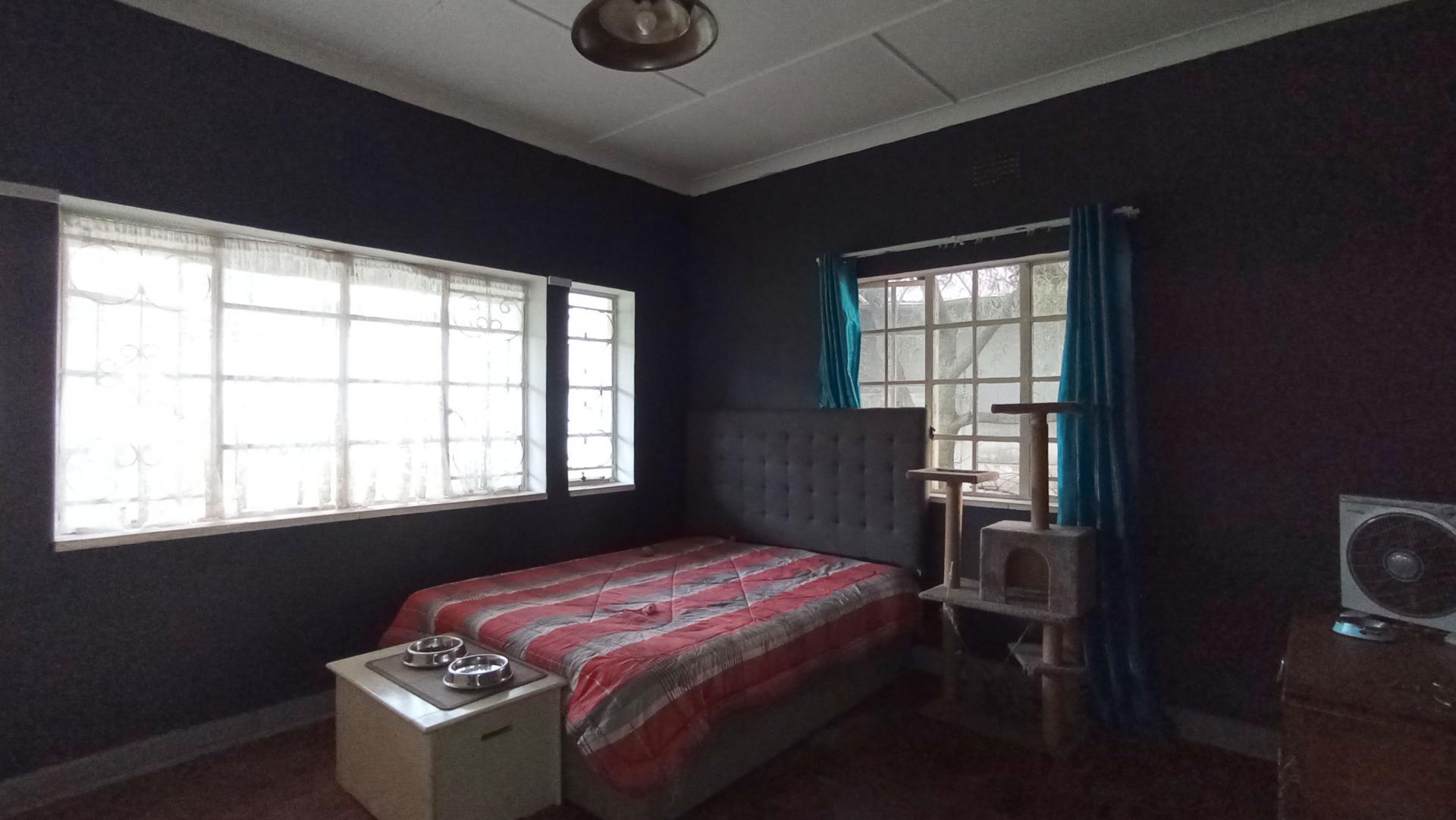 Bed Room 2 - 16 square meters of property in Fishers Hill