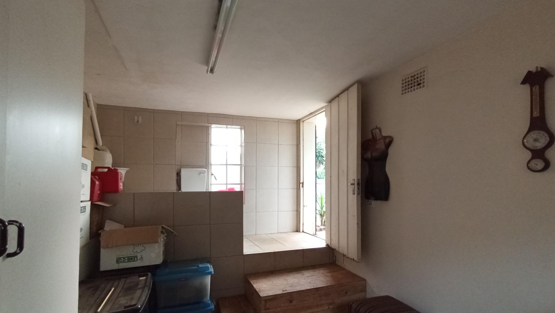 Rooms - 25 square meters of property in Fishers Hill