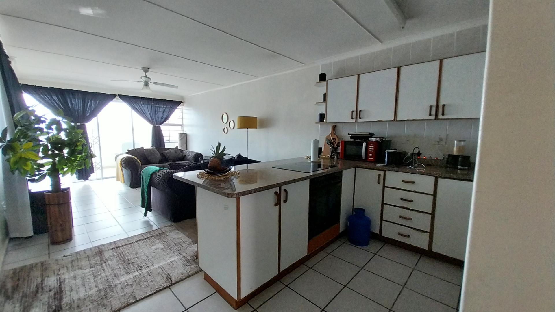  of property in Uvongo