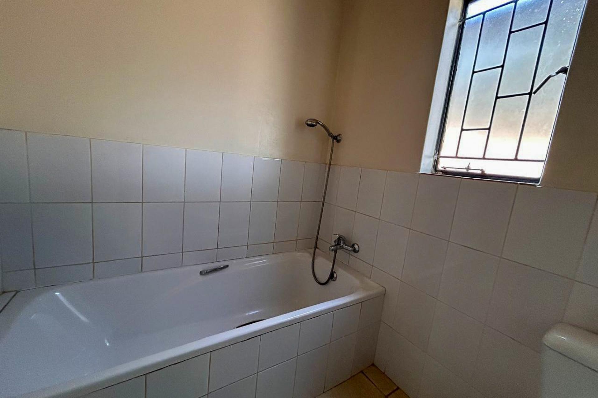 Bathroom 1 of property in Dassierand