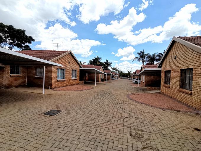 3 Bedroom Sectional Title for Sale For Sale in Bendor - MR672278