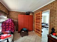  of property in Bendor