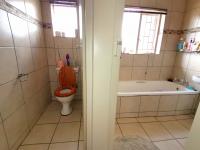  of property in Bendor