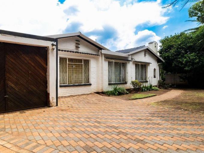 3 Bedroom House for Sale For Sale in Croydon - MR672332