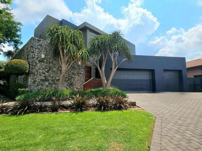 4 Bedroom House for Sale For Sale in Midlands Estate - MR672335
