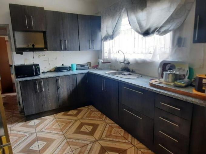5 Bedroom House for Sale For Sale in Mdantsane - MR672387