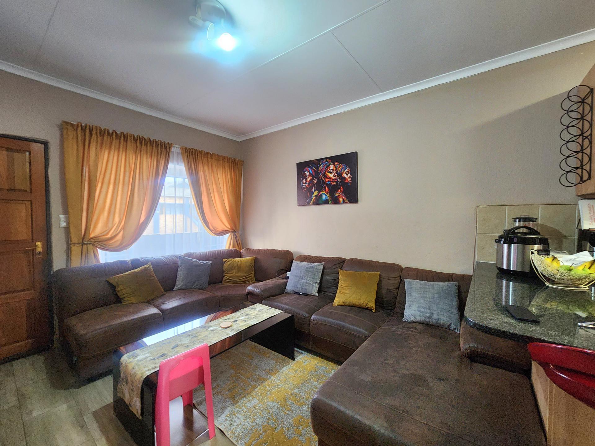  of property in Elspark