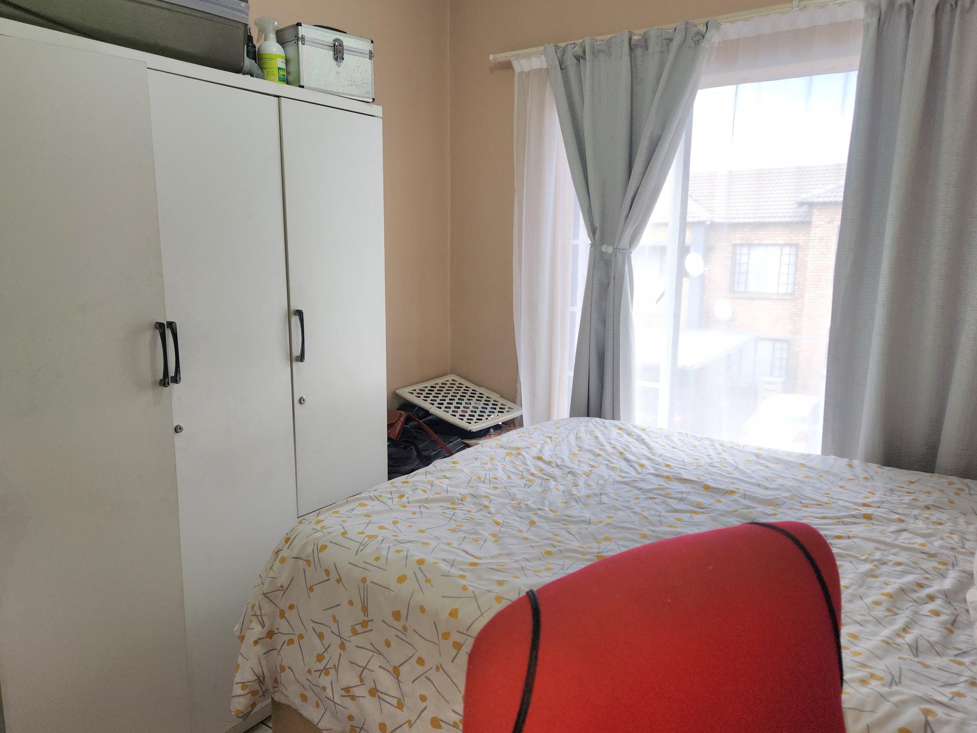  of property in Elspark