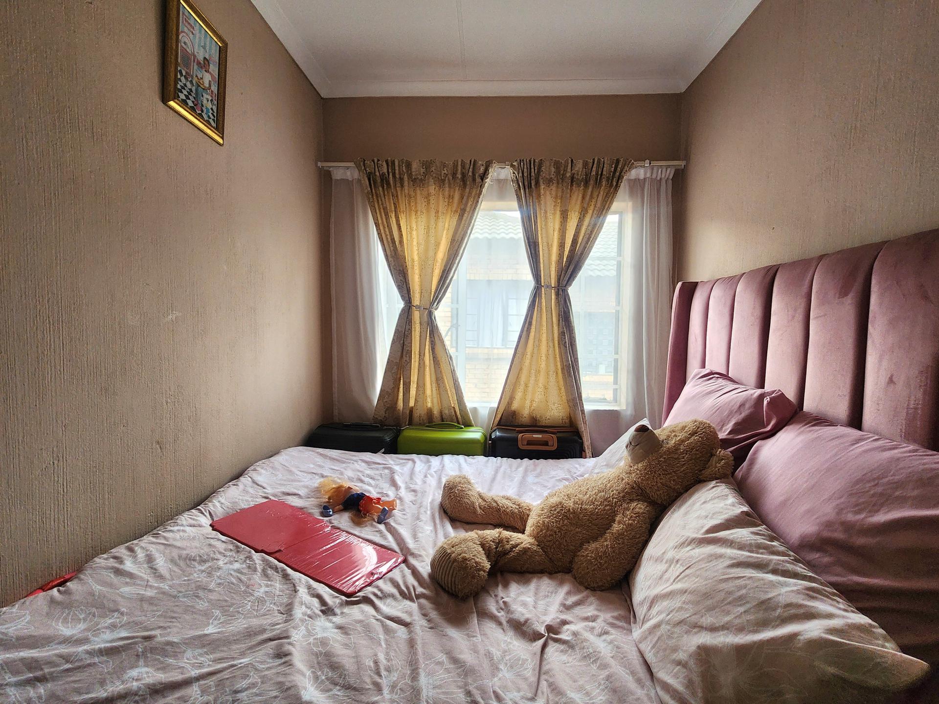  of property in Elspark