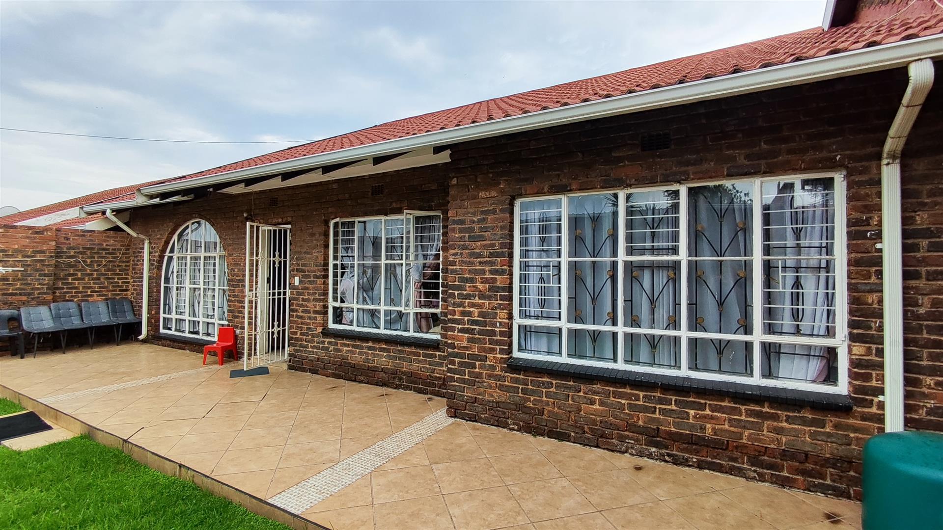 Front View of property in Kempton Park