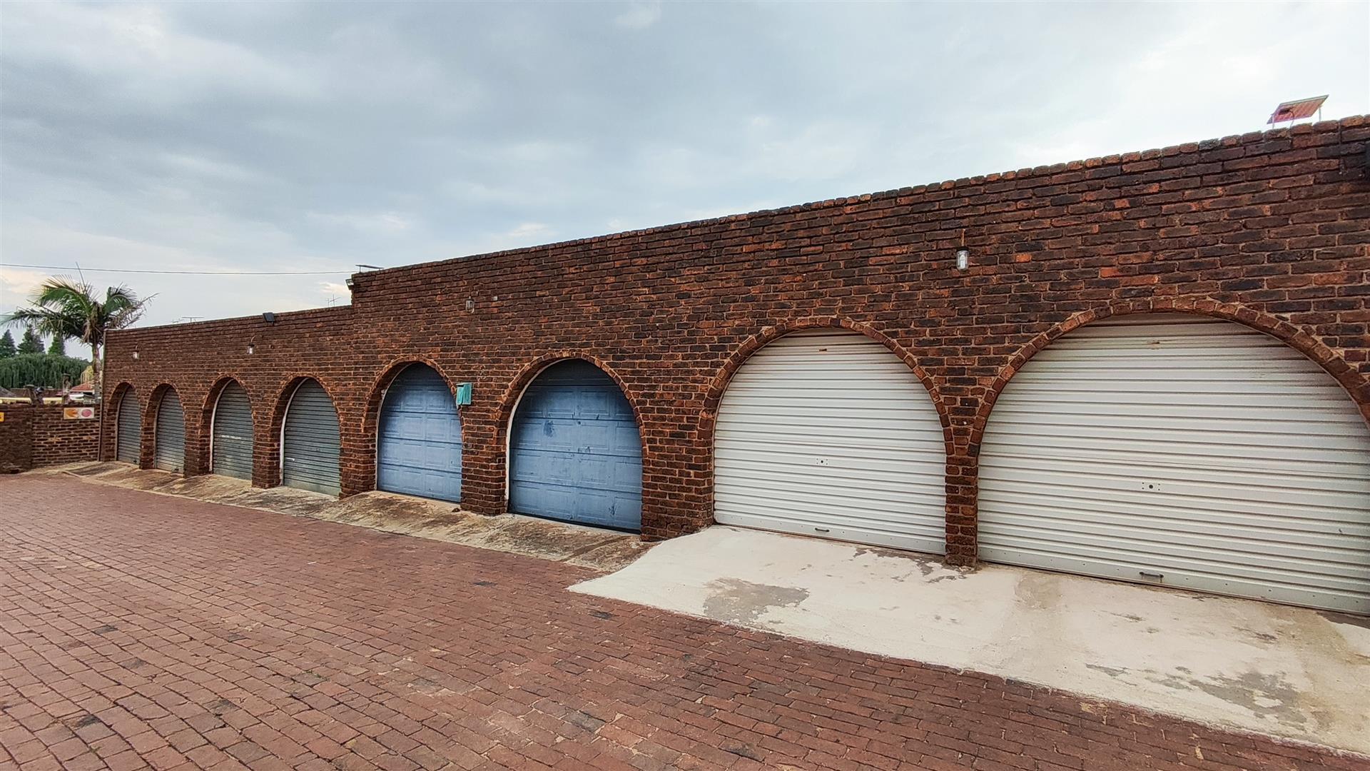 Front View of property in Kempton Park