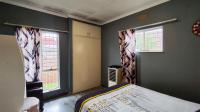 Bed Room 1 - 13 square meters of property in Kempton Park