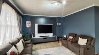 Lounges - 20 square meters of property in Kempton Park